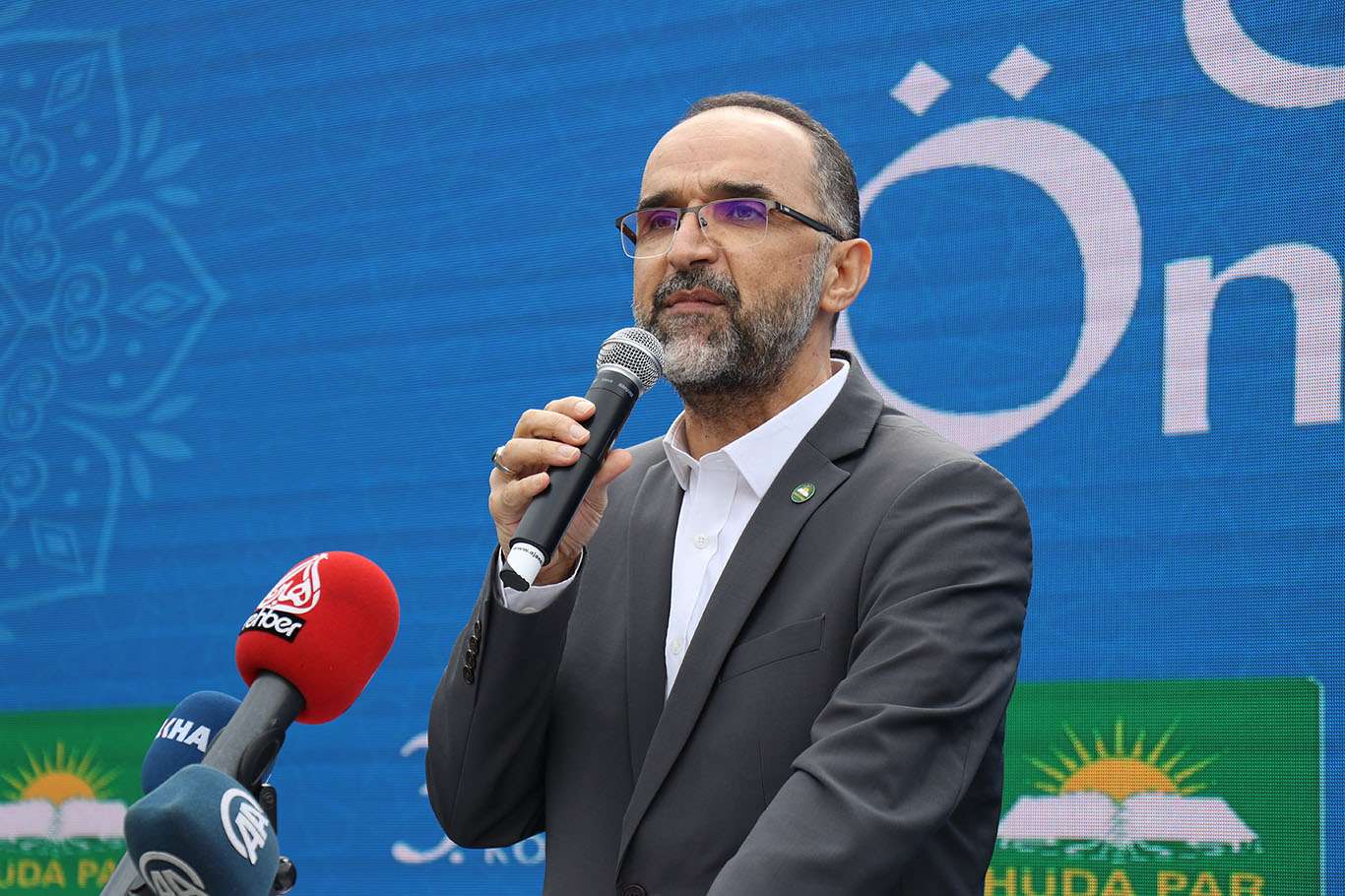 HÜDA PAR Genel Başkanı Sağlam'dan vatandaşlık tanımının değiştirilmesi çağrısı HÜDA PAR Genel Başkanı Sağlam'dan vatandaşlık tanımının değiştirilmesi çağrısı